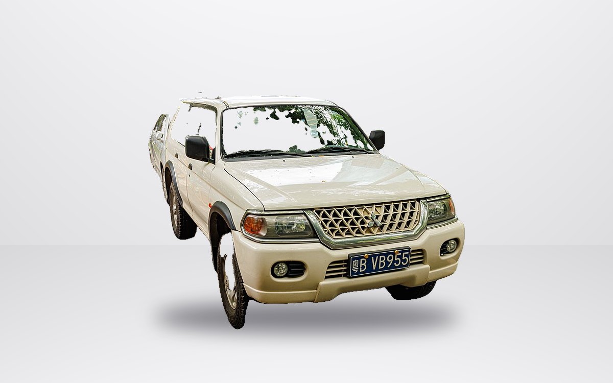 Mitsubishi Pajero Sport II